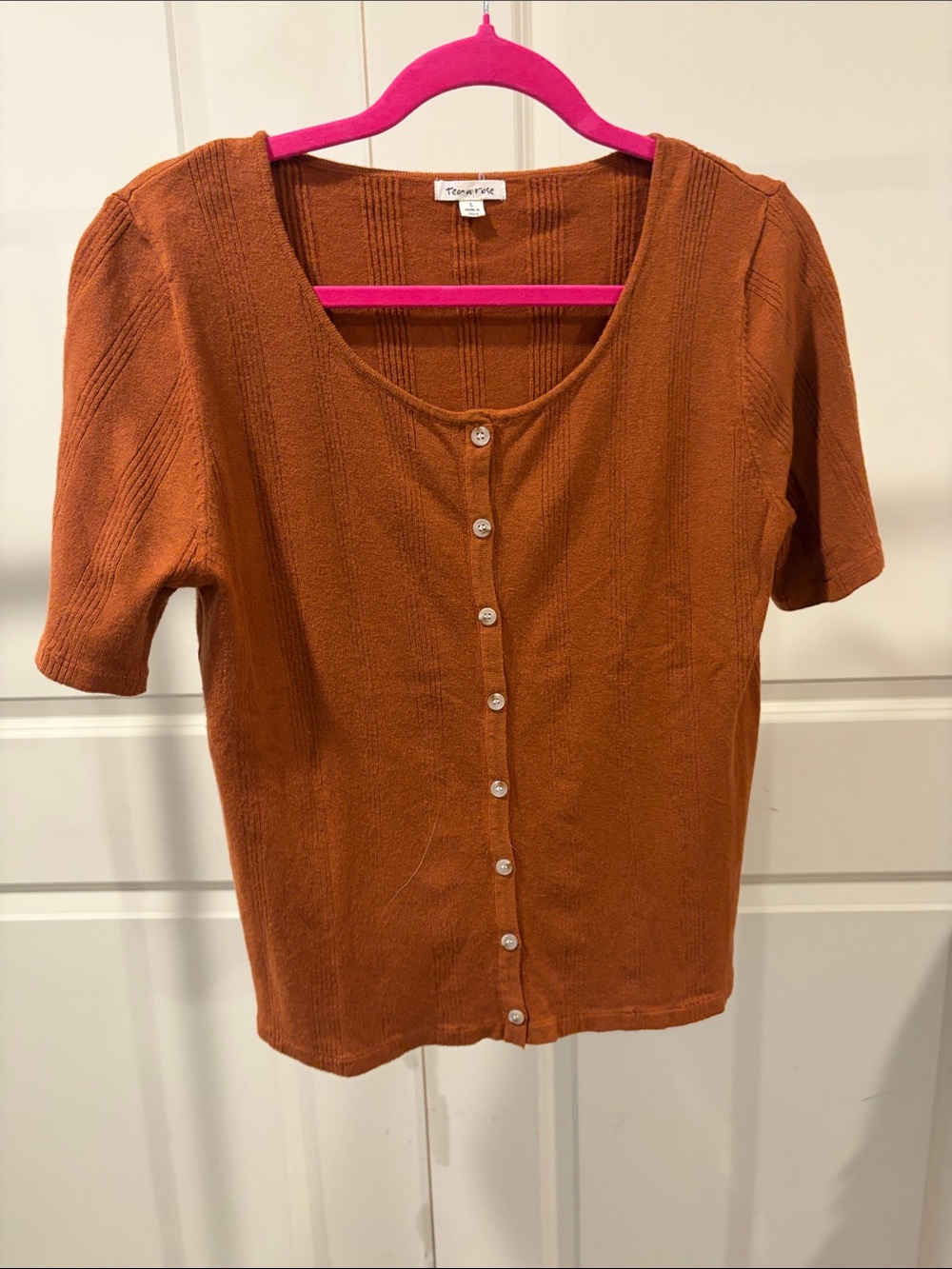 tea n rose Rust Orange Short Sleeve Button-Front Top